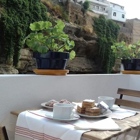 Villa Casa Bajo La Roca Setenil De Las Bodegas Exterior foto
