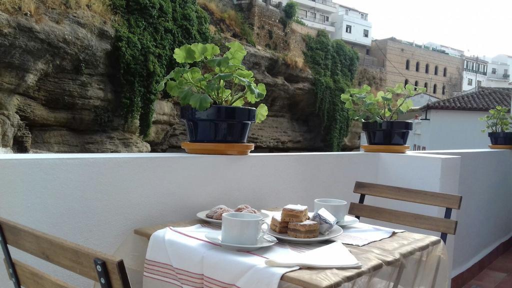 Villa Casa Bajo La Roca Setenil De Las Bodegas Exterior foto